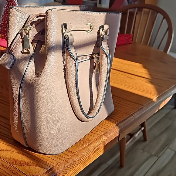 Blush pink Purse - Picture 9 of 9